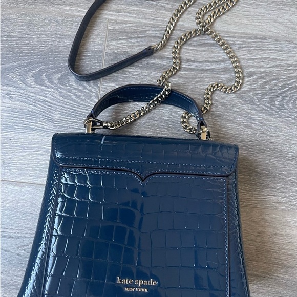 Kate Spade Romy Mini Croc Embossed Leather Bag - Like New- Navy 7×6.25 - Picture 3 of 9